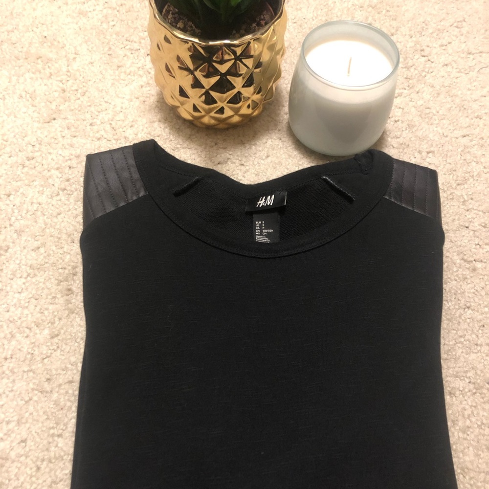 H&M Crewneck Sweater